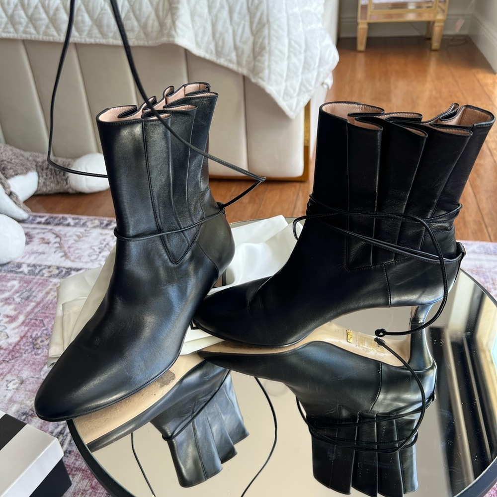 Gucci Double G Logo Leather Lace-up Boots - Picture 3 of 6